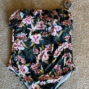 Kona Sol Floral Women's 24W NWT Bandeau Flounce One Piece Swimsuit